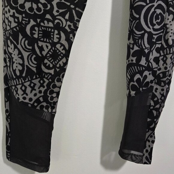 Desigual sport leggings size XL - Picture 5 of 5